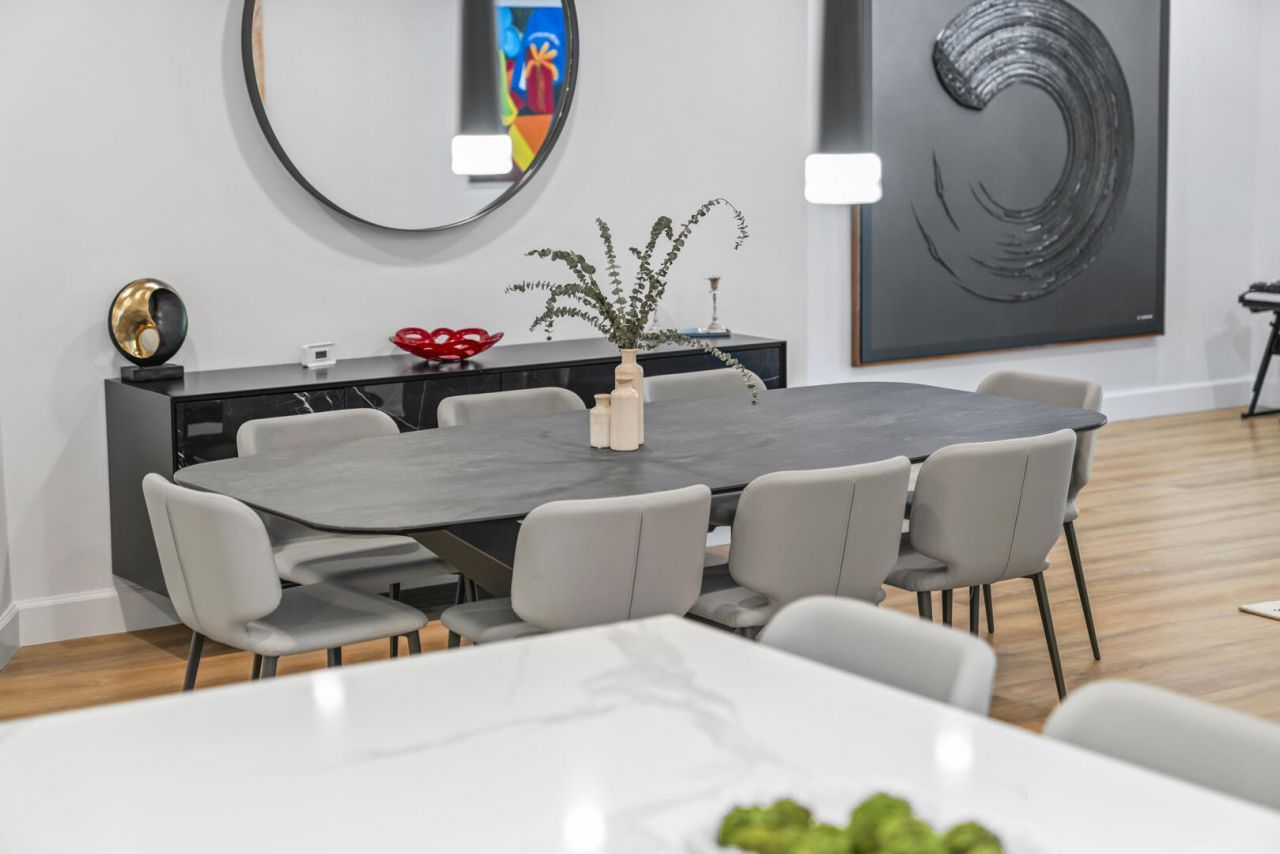 2451 NE 199th Street, Miami, FL 33180 Photo