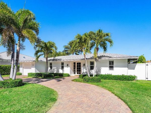 150 Periwinkle Drive, Hypoluxo, FL 33462