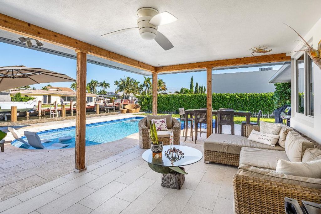 150 Periwinkle Drive, Hypoluxo, FL 33462 Photo