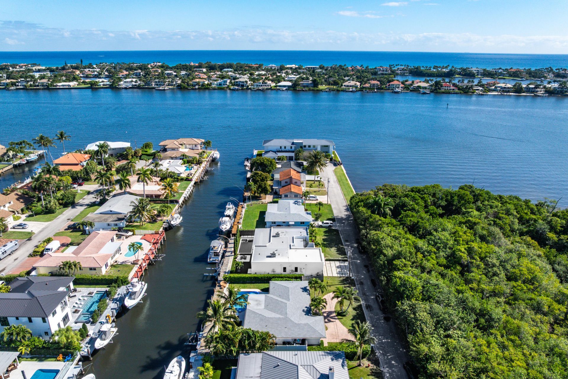 150 Periwinkle Drive, Hypoluxo, FL 33462 Photo