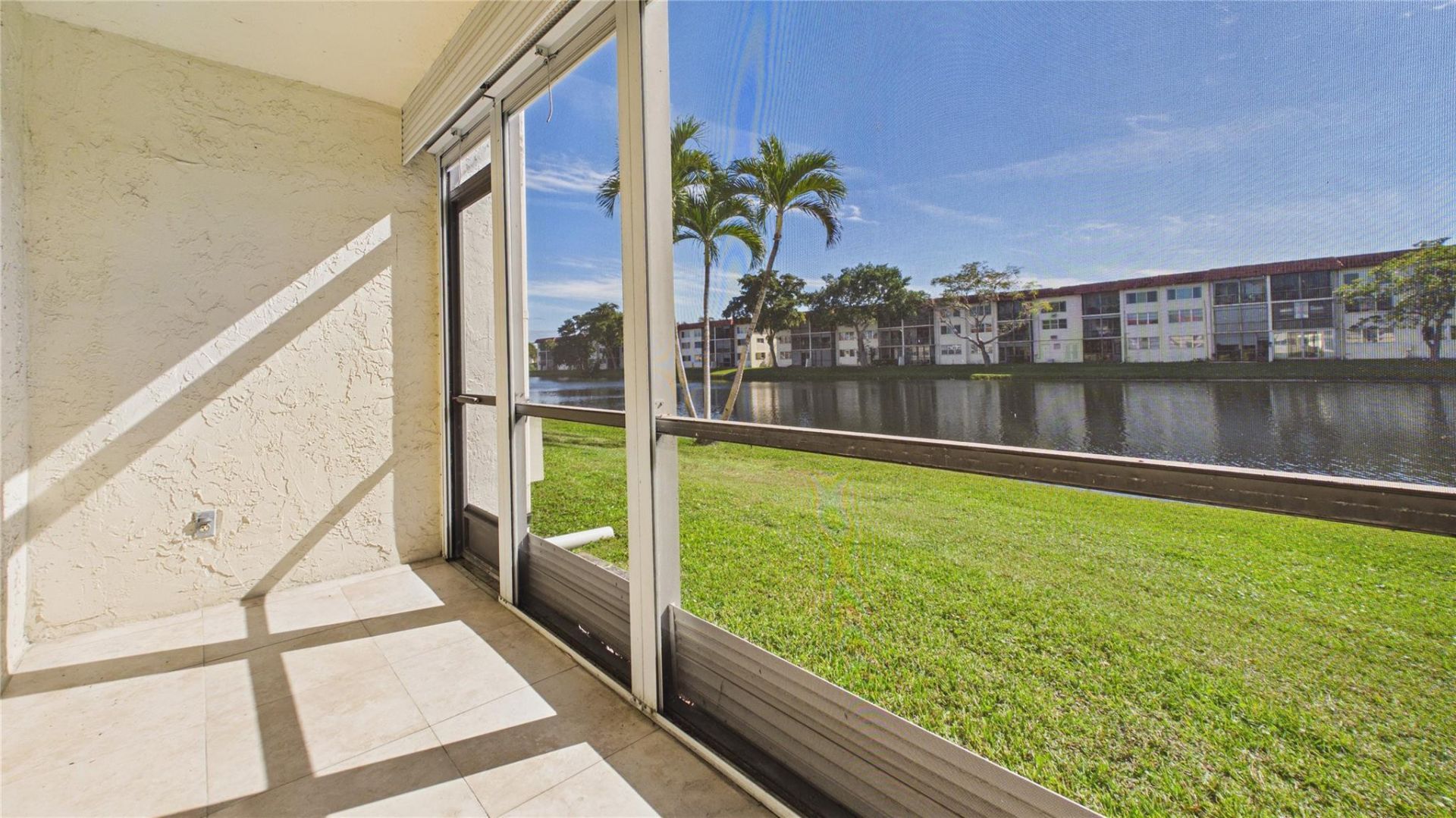 381 S Hollybrook Drive, Unit 106, Pembroke Pines, FL 33025 Photo