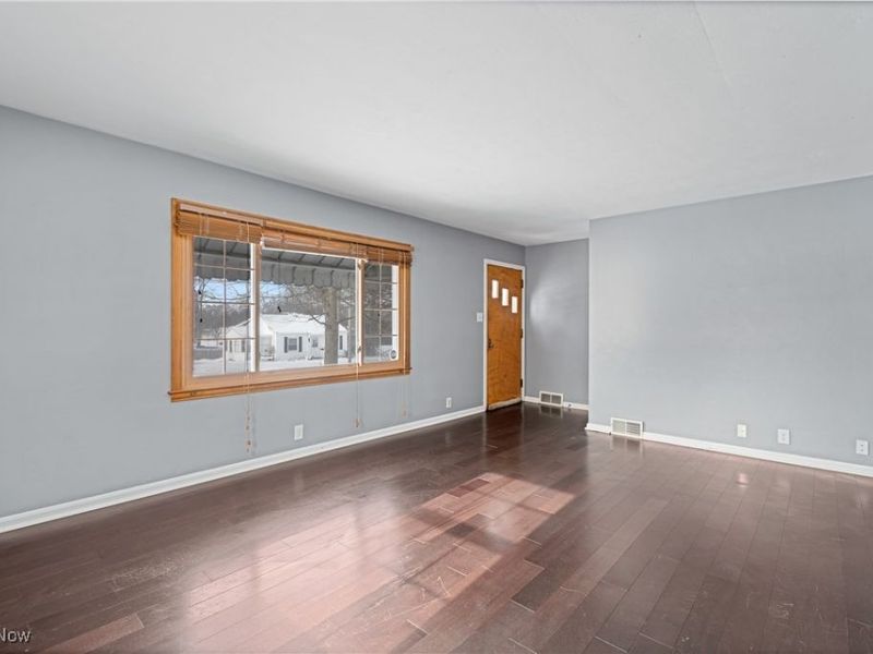 497 Gates Street, Doylestown, OH 44230 Photo 6