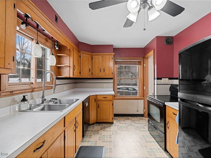 497 Gates Street, Doylestown, OH 44230 Photo 9