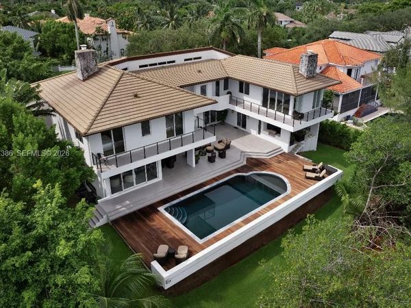 325 Campana Ave , Coral Gables, FL 33156