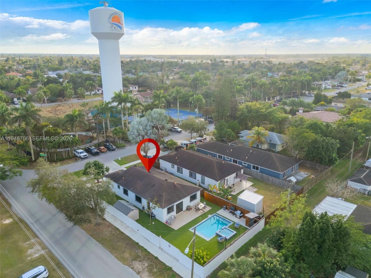 407 NW 9th Ct , Homestead, FL 33030 Photo