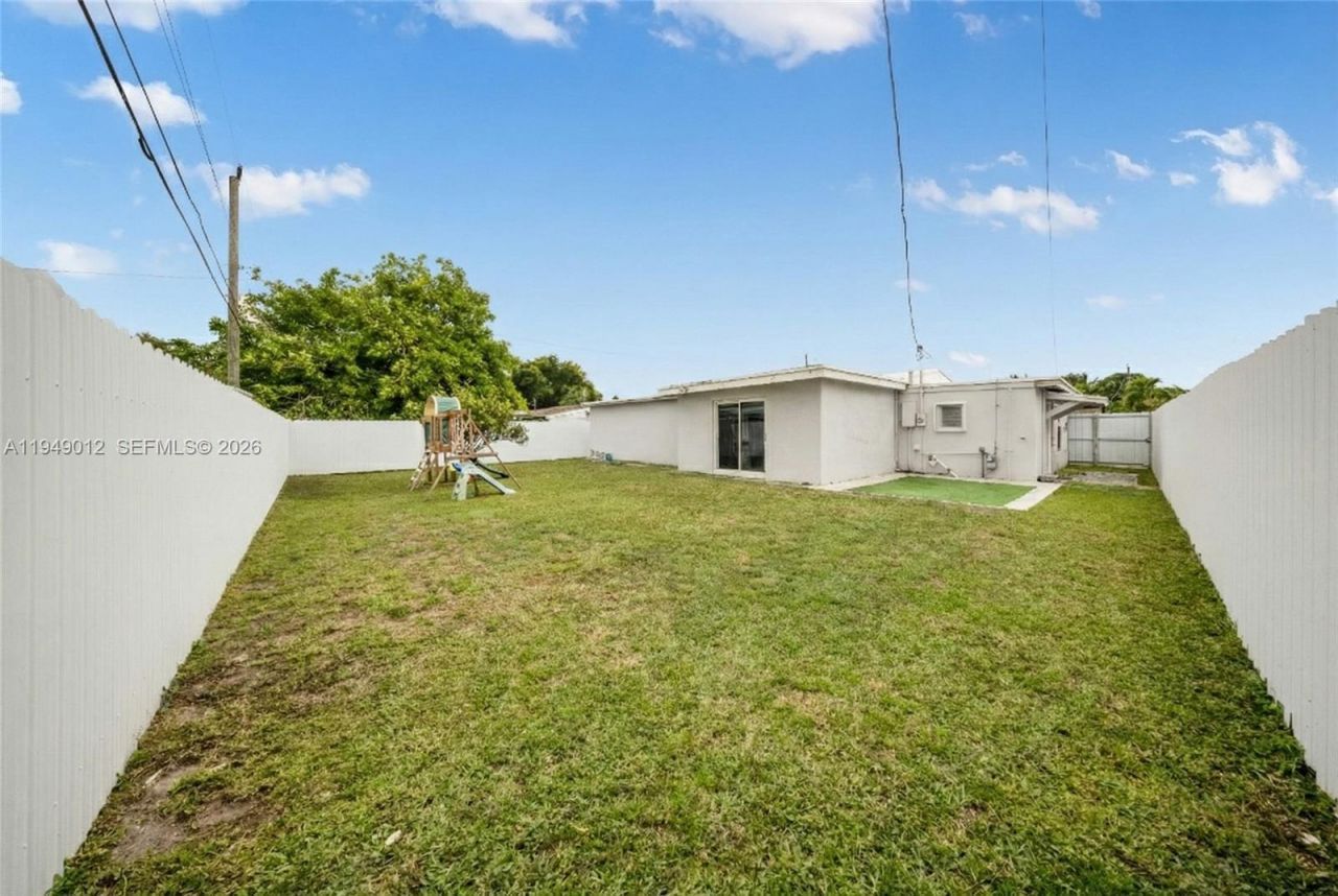 6971 SW 24th St, Miramar, FL 33023 Photo