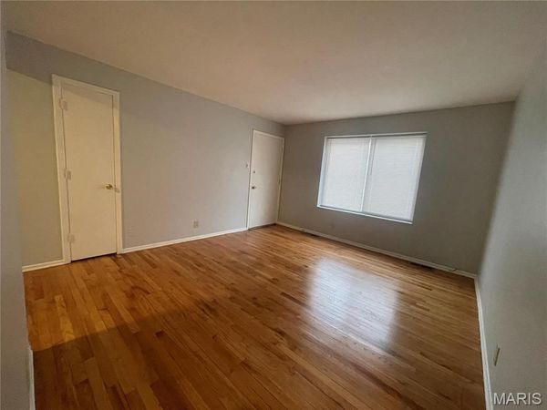 255 Chambers, Riverview, MO 63137