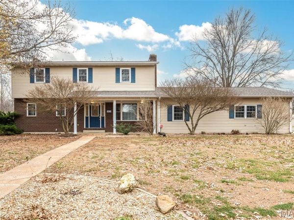 1034 Raymond Drive, Red Bud, IL 62278