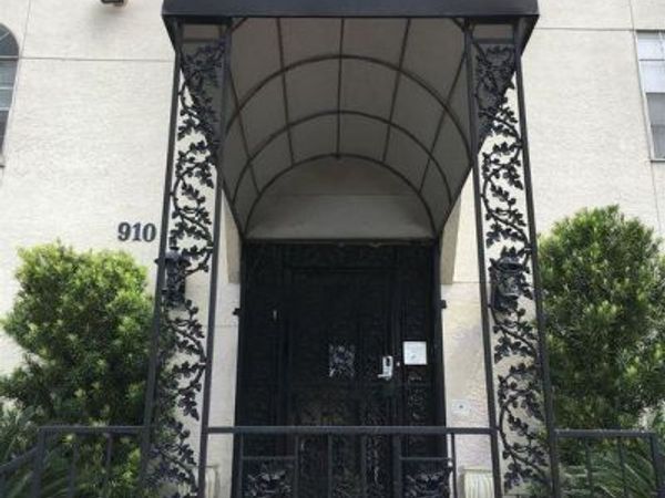 910 Duncan LN, Unit 61, Austin, TX 78705