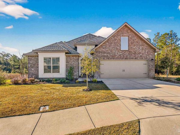 3066 Mountain Laurel Tr, Cantonment, FL 32533