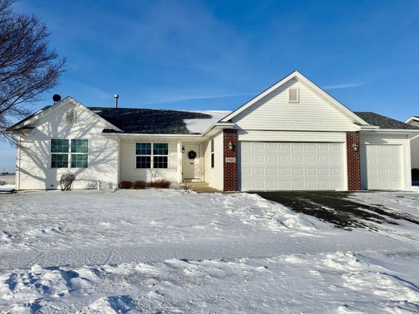 1940 Burnett Drive, Belvidere, IL 61008