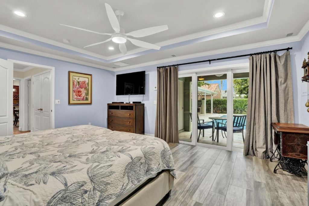 10299 Hunt Club Lane, Palm Beach Gardens, FL 33418 Photo