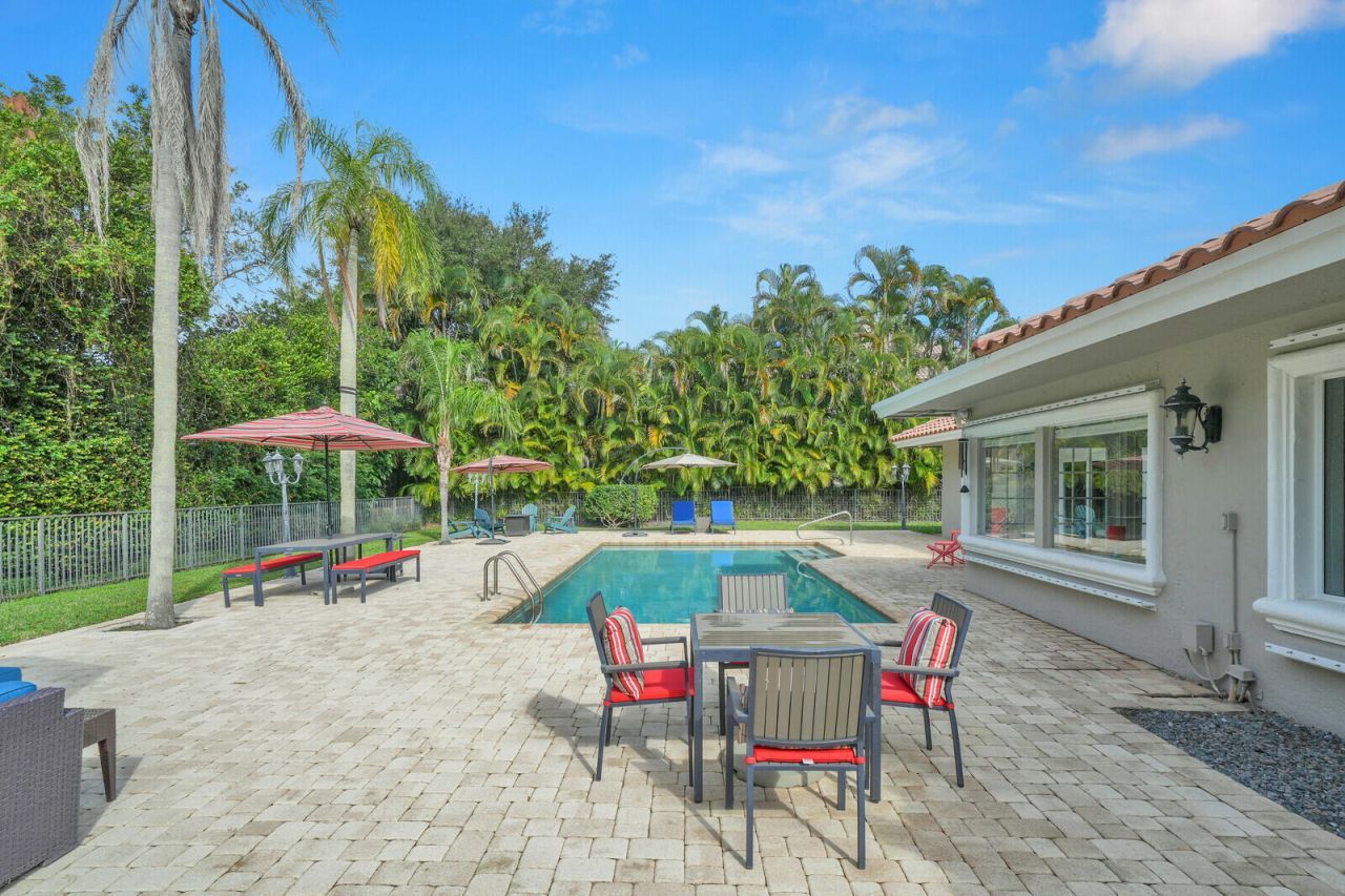 10539 Pine Tree Terrace, Boynton Beach, FL 33436 Photo