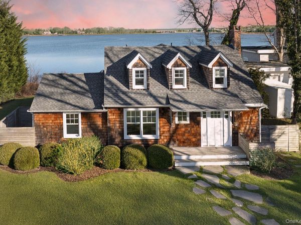 20 Whalers Walk, Sag Harbor, NY 11963