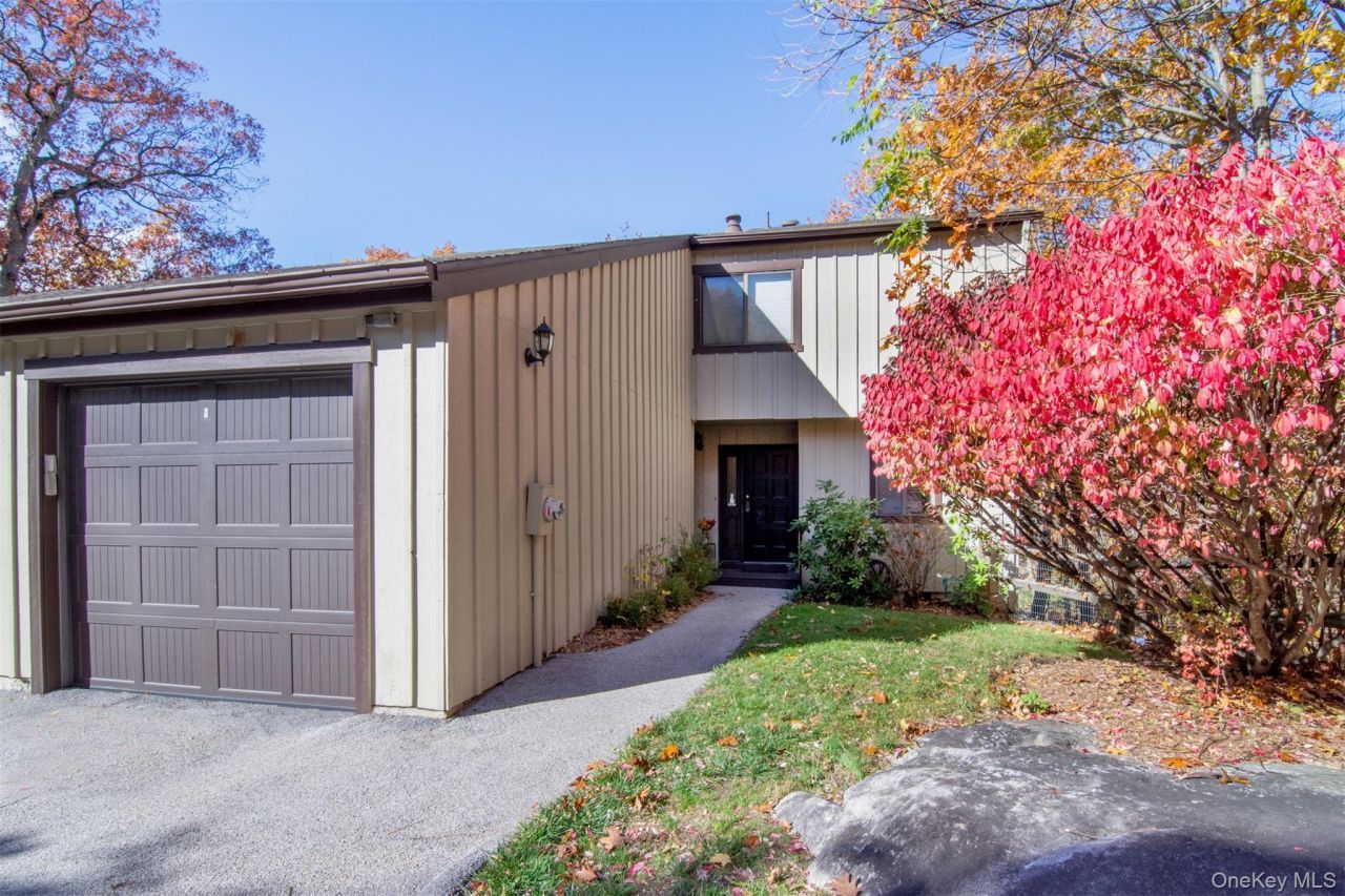 372 Birch Lane, Irvington, NY 10533 Main Photo