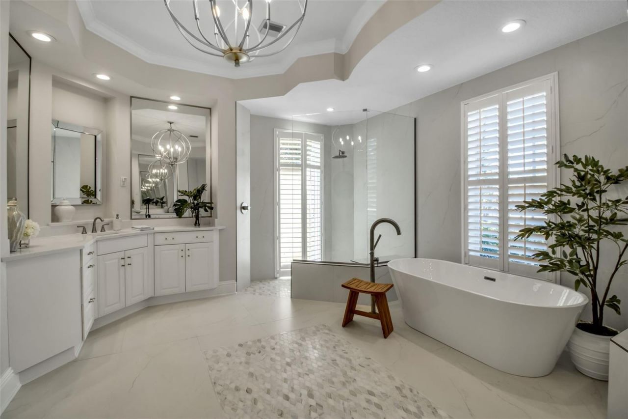 6963 Westchester Circle, Lakewood Ranch, FL 34202 Photo