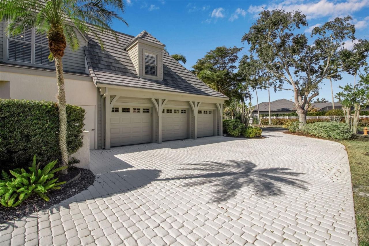 6963 Westchester Circle, Lakewood Ranch, FL 34202 Photo