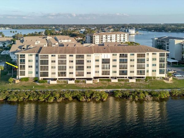 8211 BRENT STREET, Unit 828, PORT RICHEY, FL 34668