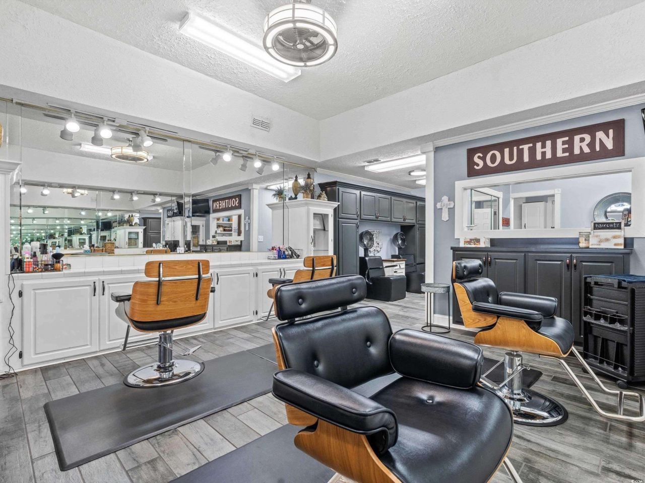 1013 4th Ave. Photo 15