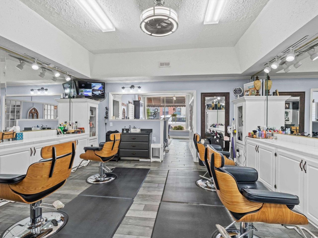 1013 4th Ave. Photo 17