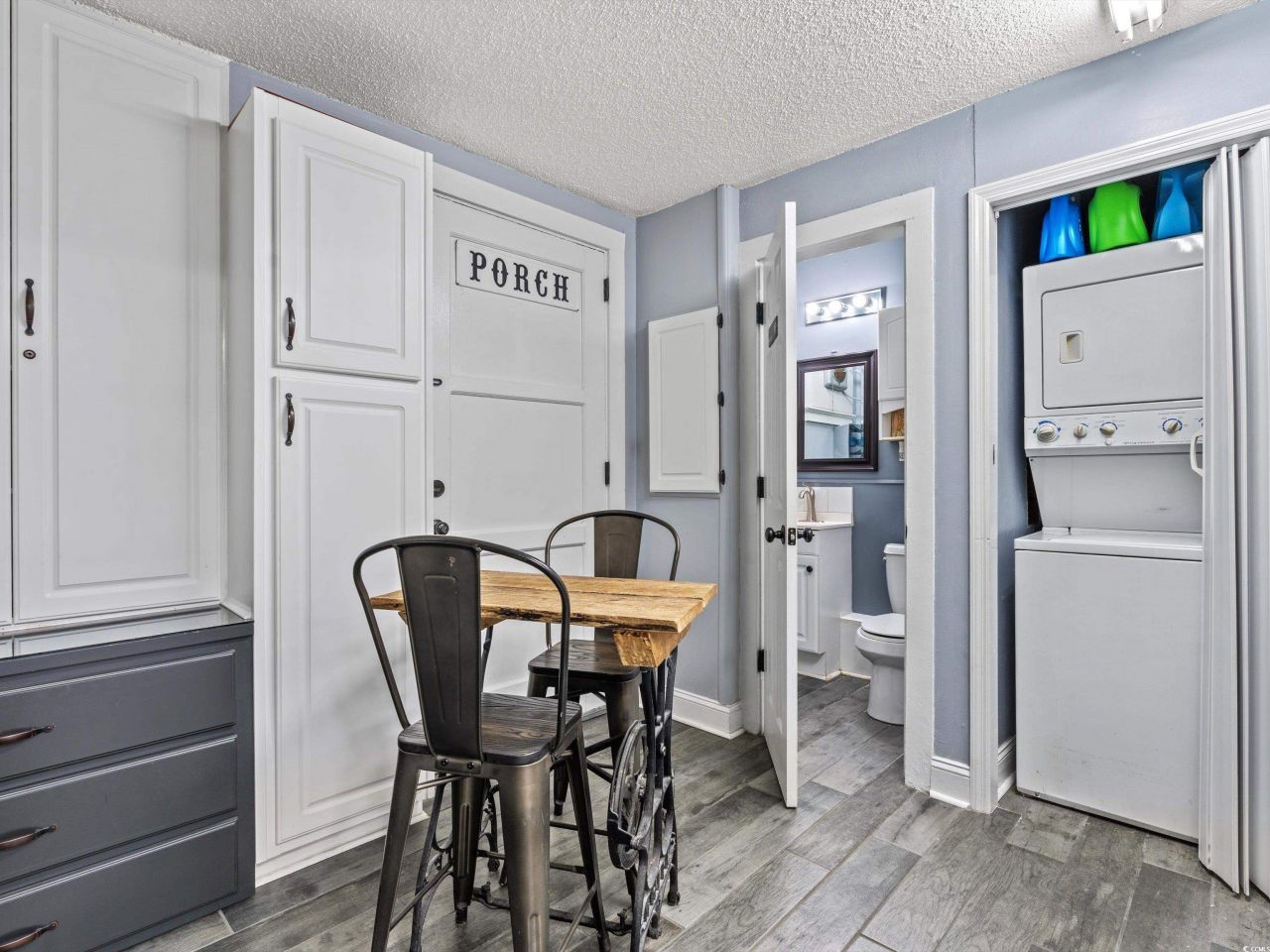 1013 4th Ave. Photo 19