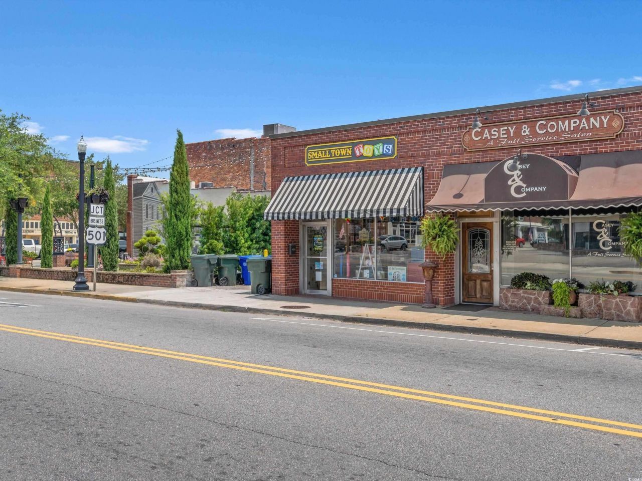 1013 4th Ave. Photo 7