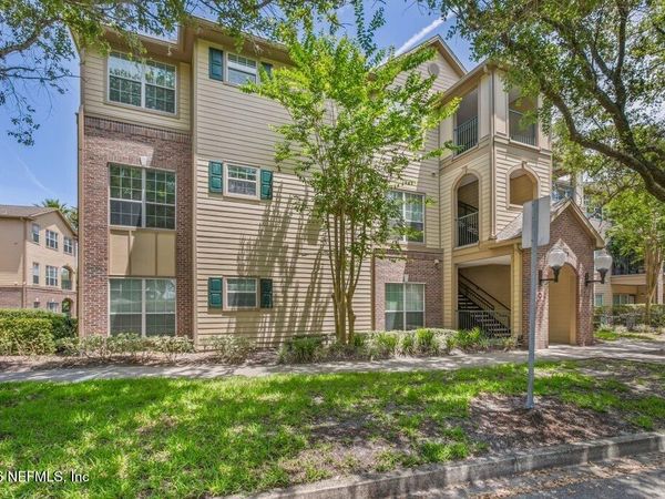 7800 POINT MEADOWS Drive, Unit 1035, Jacksonville, FL 32256