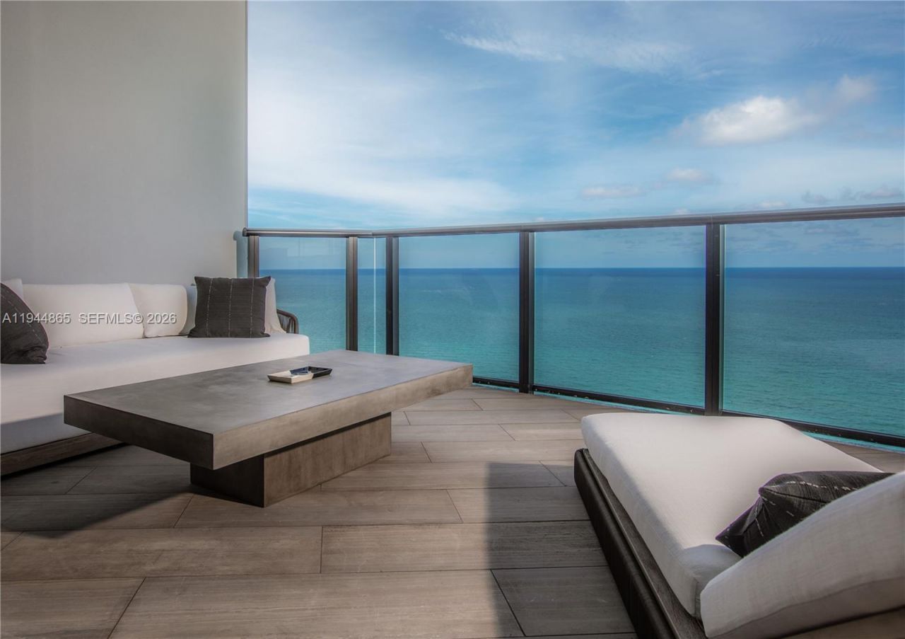18555 Collins Ave , Unit 2601, Sunny Isles Beach, FL 33160 Photo