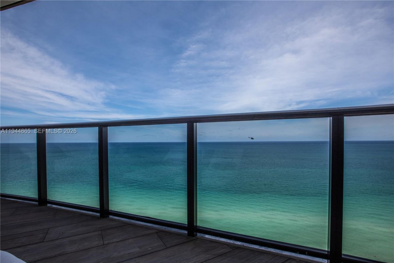 18555 Collins Ave , Unit 2601, Sunny Isles Beach, FL 33160 Photo