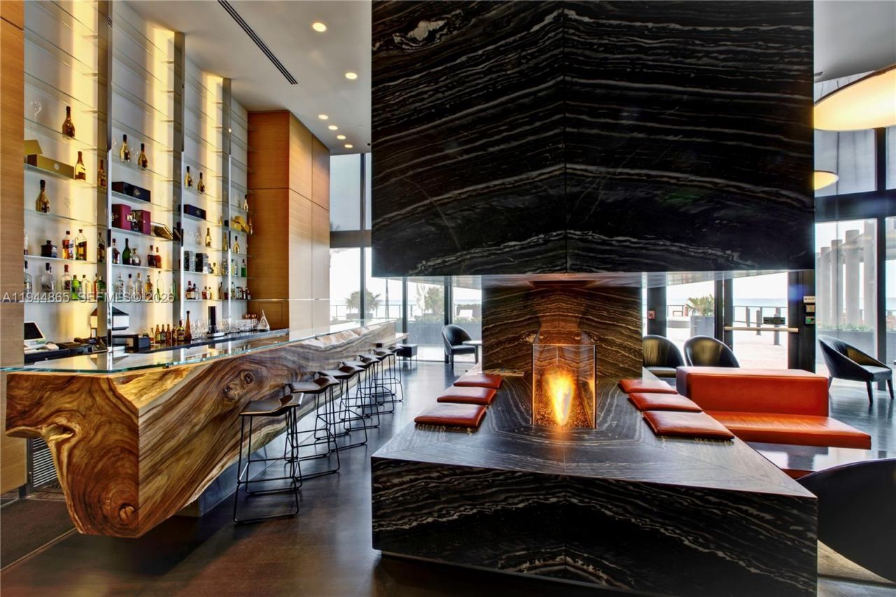 18555 Collins Ave , Unit 2601, Sunny Isles Beach, FL 33160 Photo