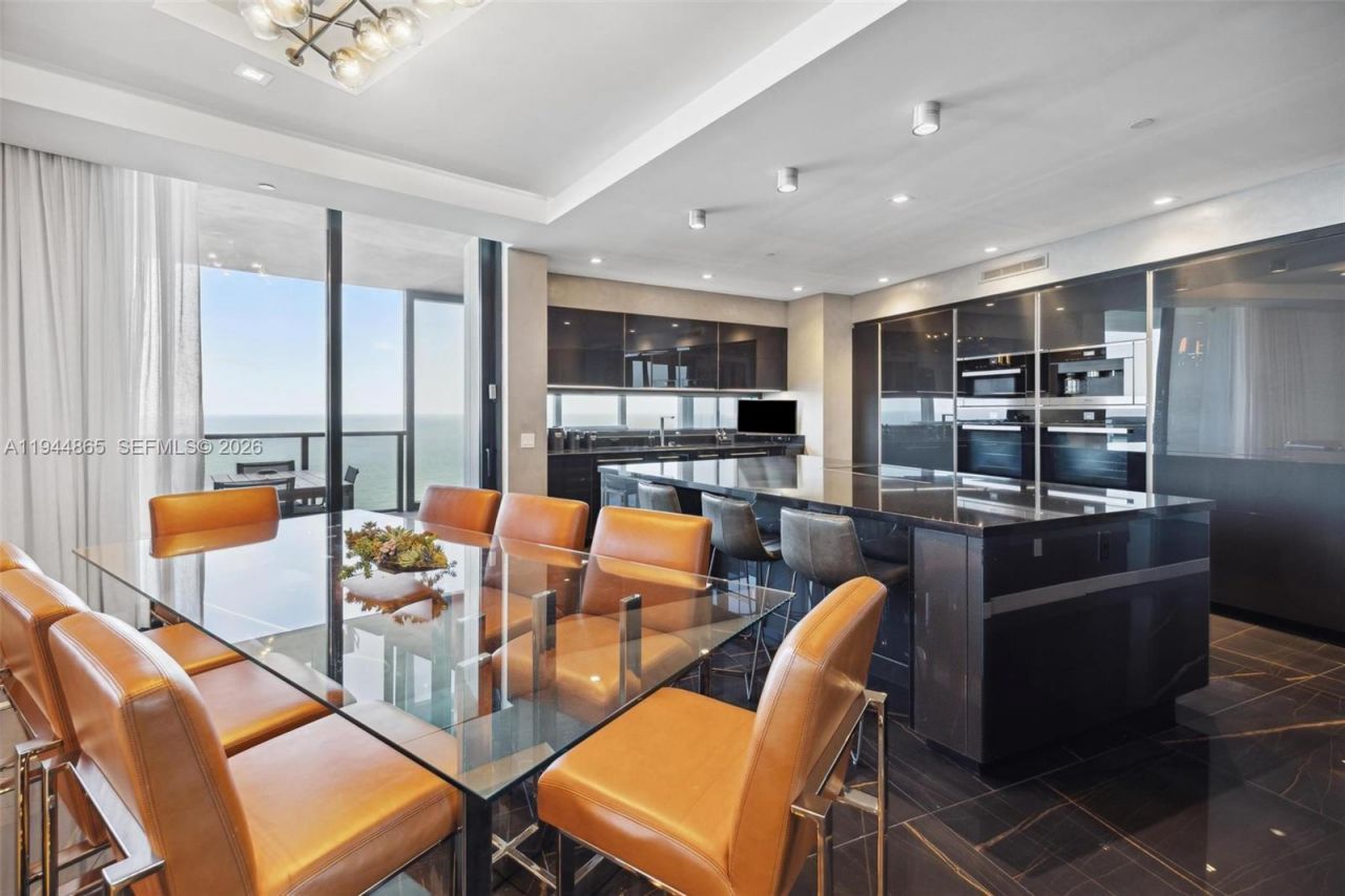 18555 Collins Ave , Unit 2601, Sunny Isles Beach, FL 33160 Photo