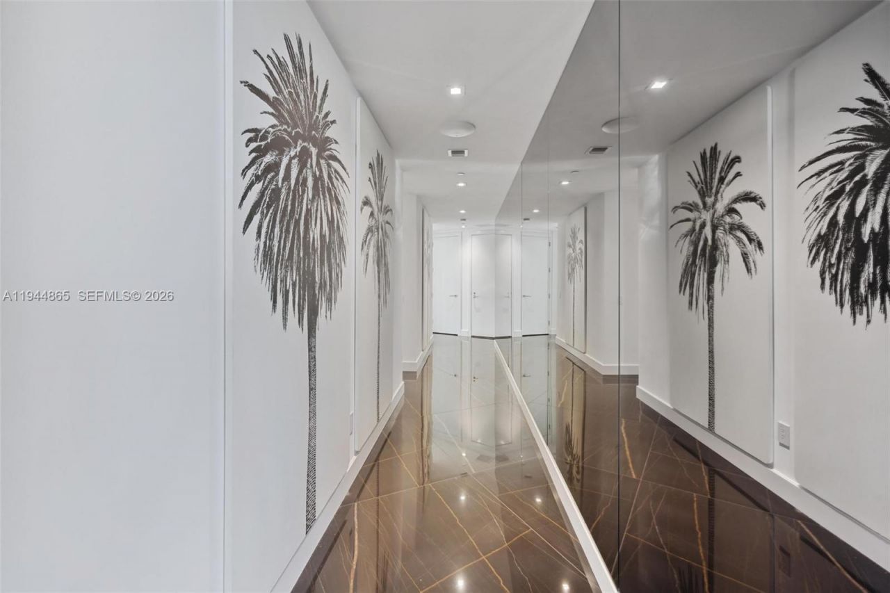 18555 Collins Ave , Unit 2601, Sunny Isles Beach, FL 33160 Photo