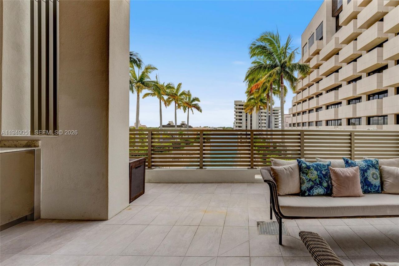 515 Valencia Ave, Unit 604, Coral Gables, FL 33134 Photo