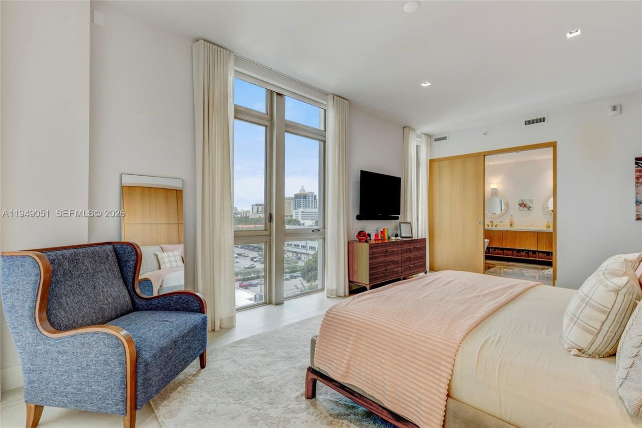 515 Valencia Ave, Unit 604, Coral Gables, FL 33134 Photo