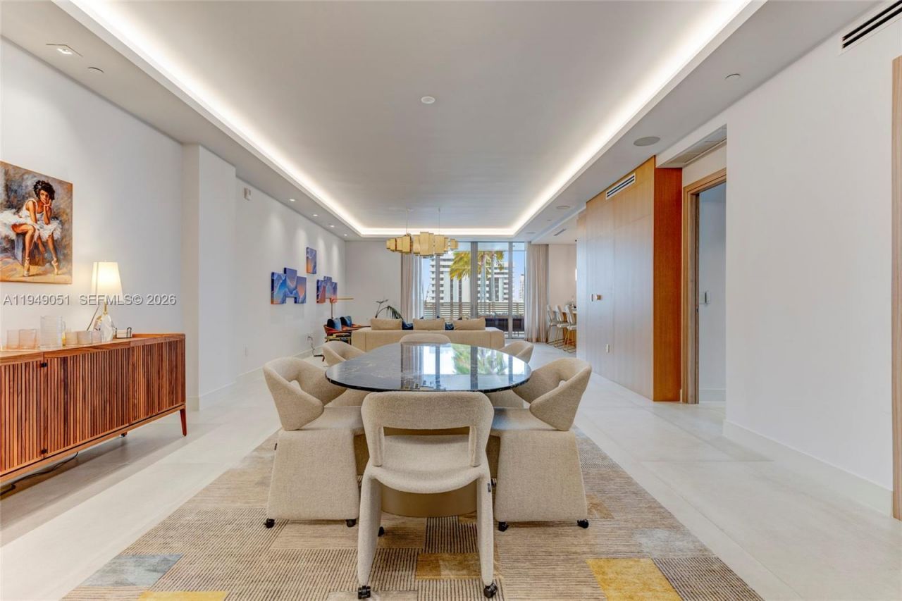 515 Valencia Ave, Unit 604, Coral Gables, FL 33134 Photo