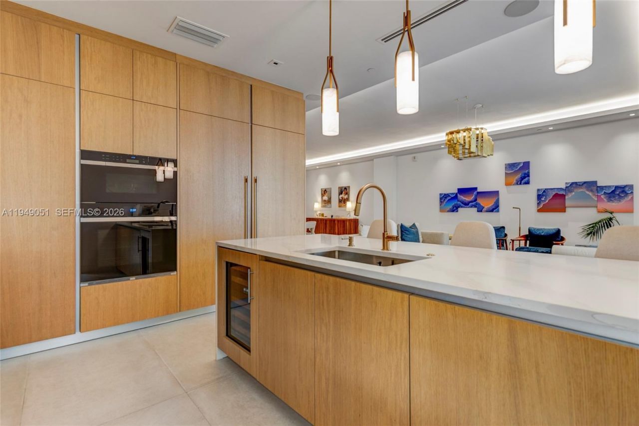 515 Valencia Ave, Unit 604, Coral Gables, FL 33134 Photo