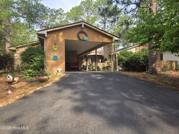642 Redwood Drive, Southern Pines, NC 28387