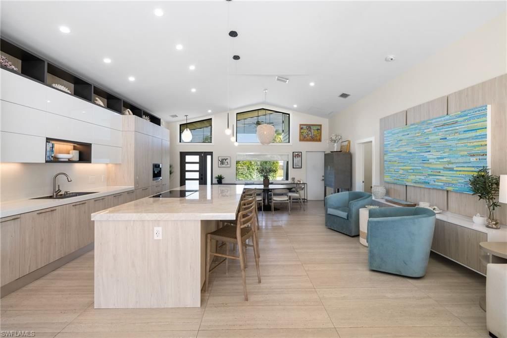 1820 Holiday Ln, Naples, FL 34104 Photo