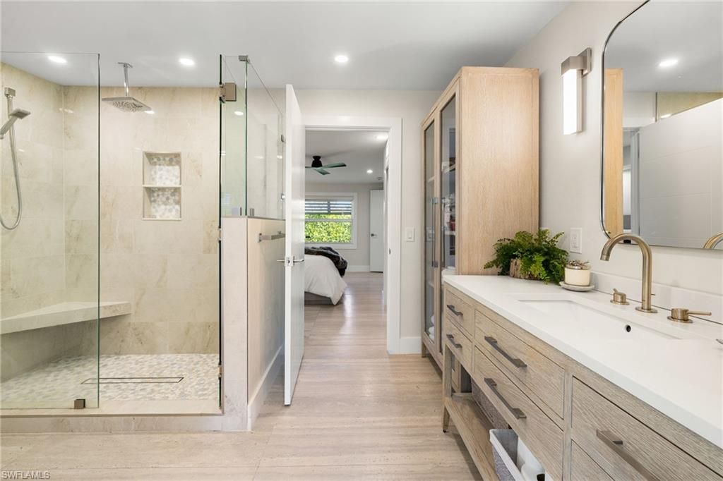 1820 Holiday Ln, Naples, FL 34104 Photo