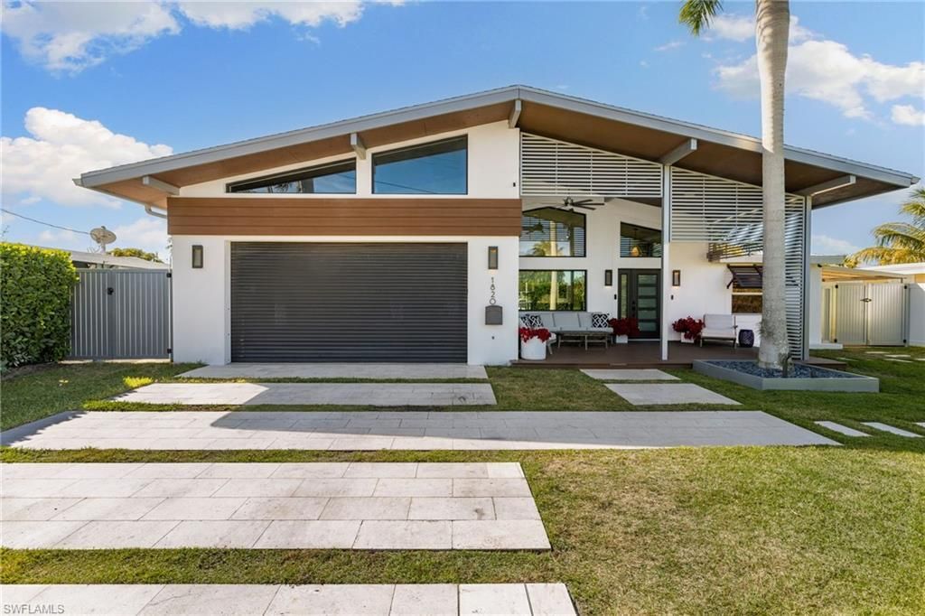 1820 Holiday Ln, Naples, FL 34104 Photo