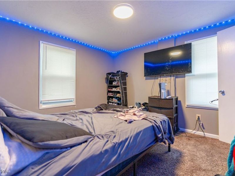 985 Bloomfield Avenue, Akron, OH 44302 Photo 16