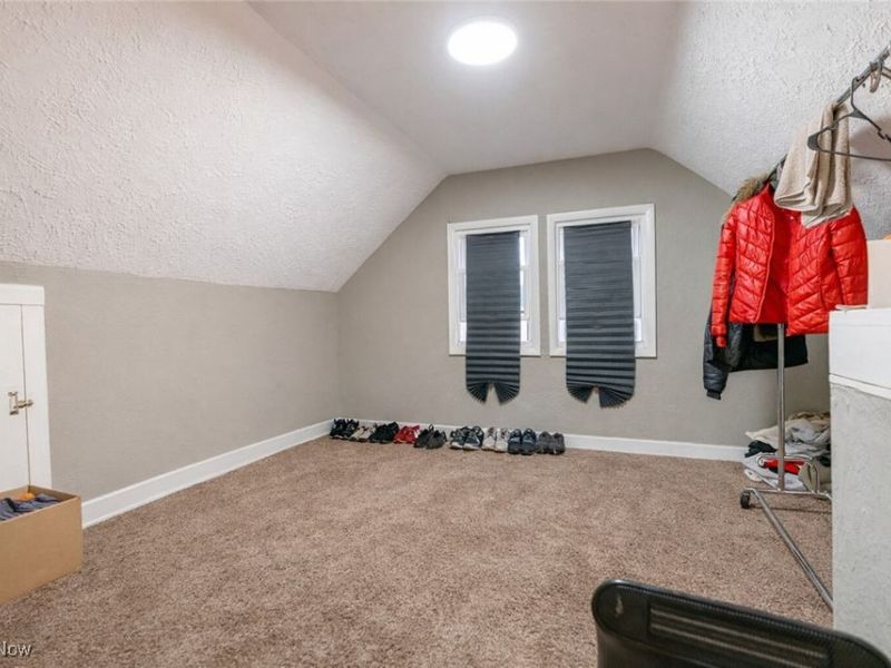 985 Bloomfield Avenue, Akron, OH 44302 Photo 20