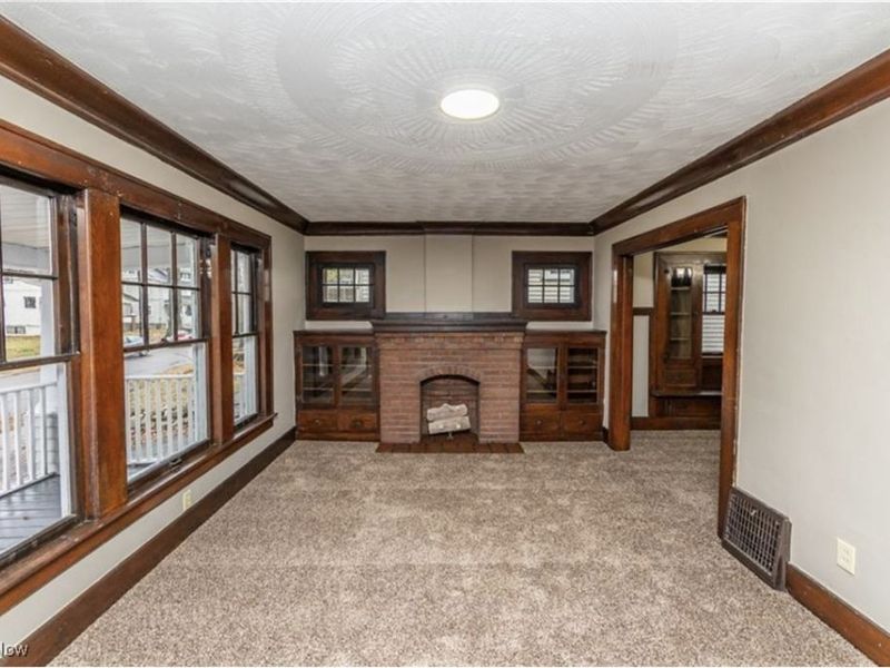 985 Bloomfield Avenue, Akron, OH 44302 Photo 6