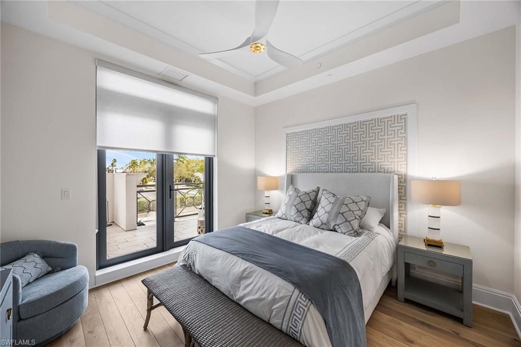 875 6th Ave S, Unit 203, Naples, FL 34102 Photo