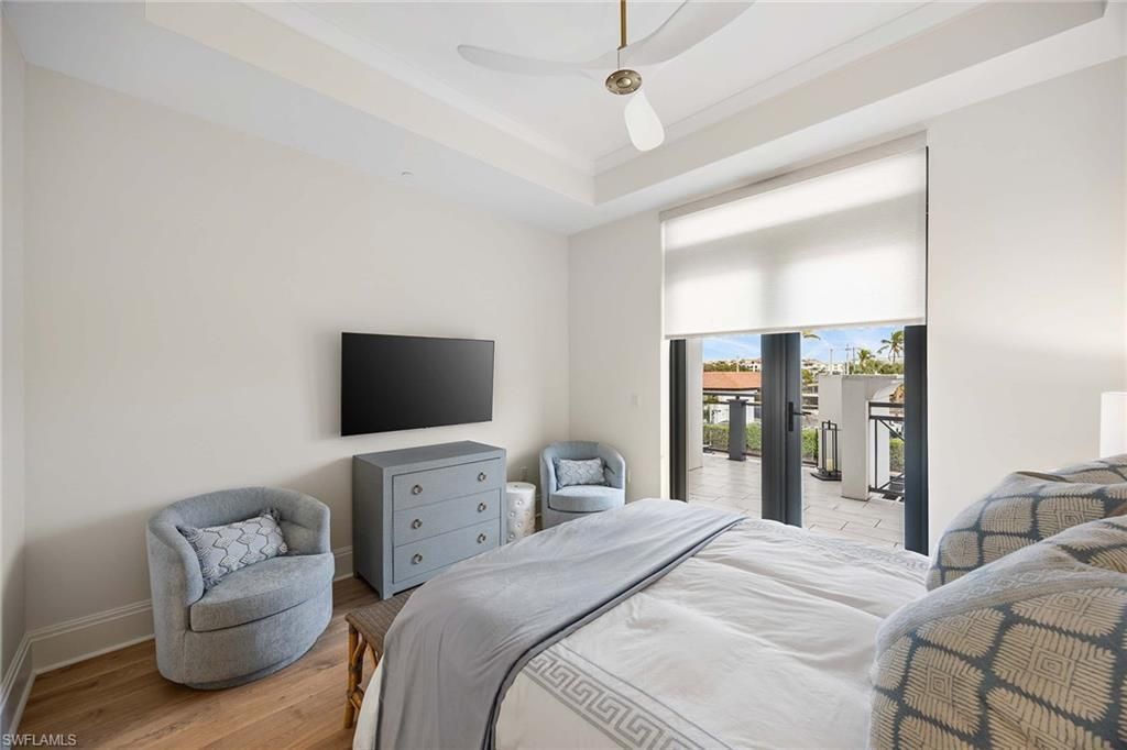 875 6th Ave S, Unit 203, Naples, FL 34102 Photo