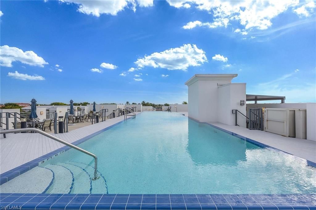 875 6th Ave S, Unit 203, Naples, FL 34102 Photo