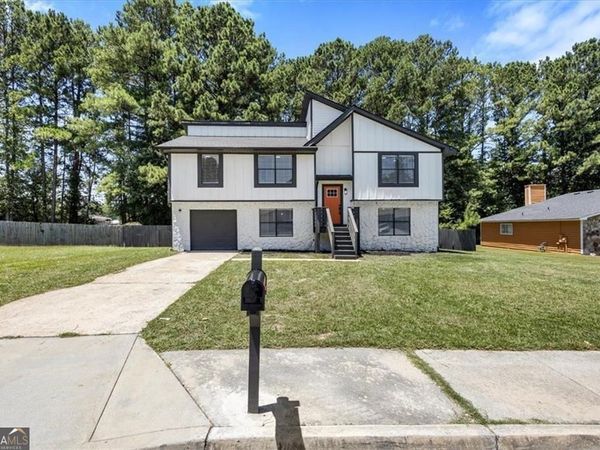6685 Greenbower Lane, College Park, GA 30349