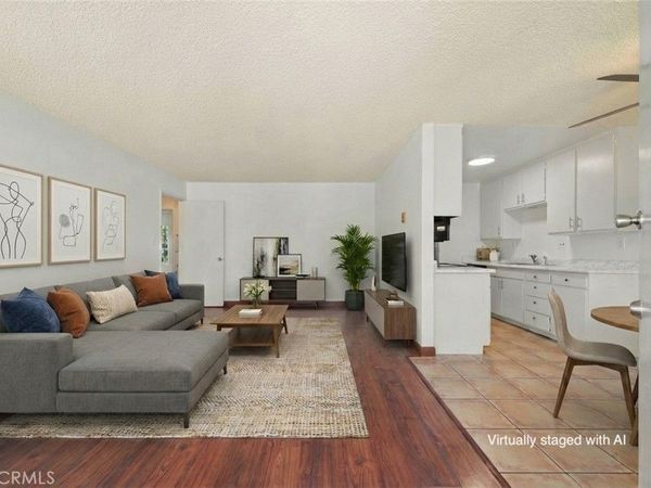 5500 Ackerfield Avenue, Unit 501, Long Beach, CA 90805