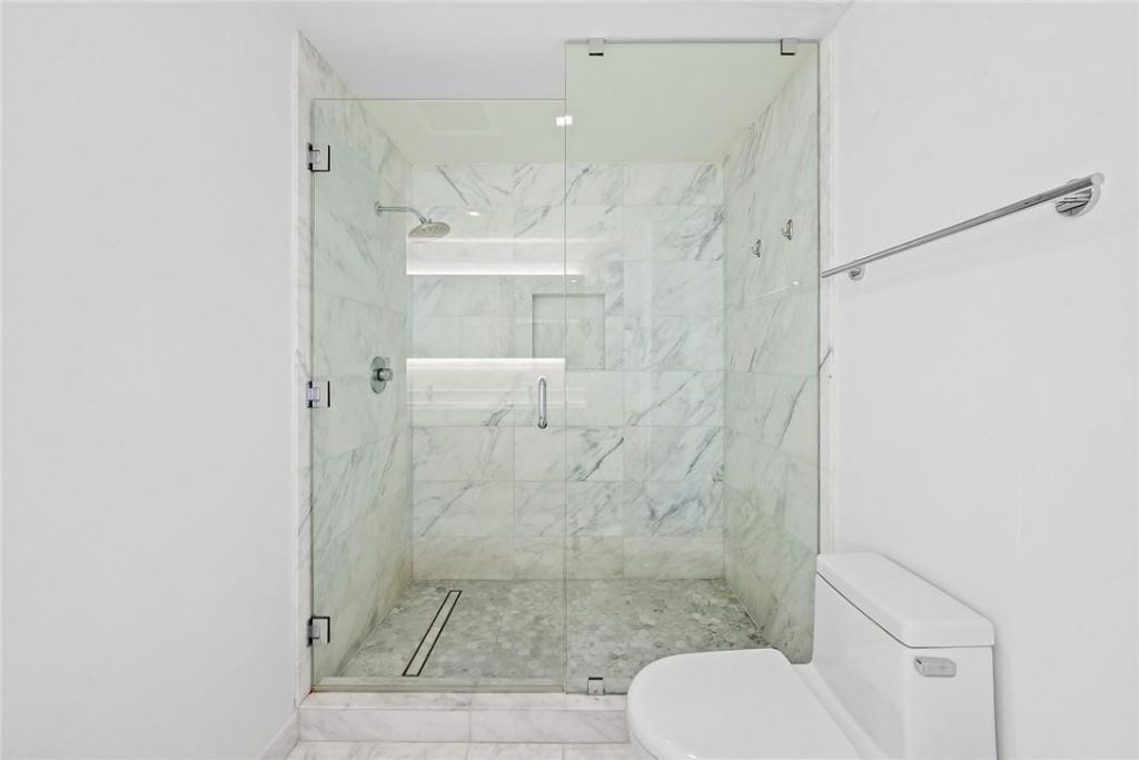 401 N Birch Road, Unit 411, Fort Lauderdale, FL 33304 Photo