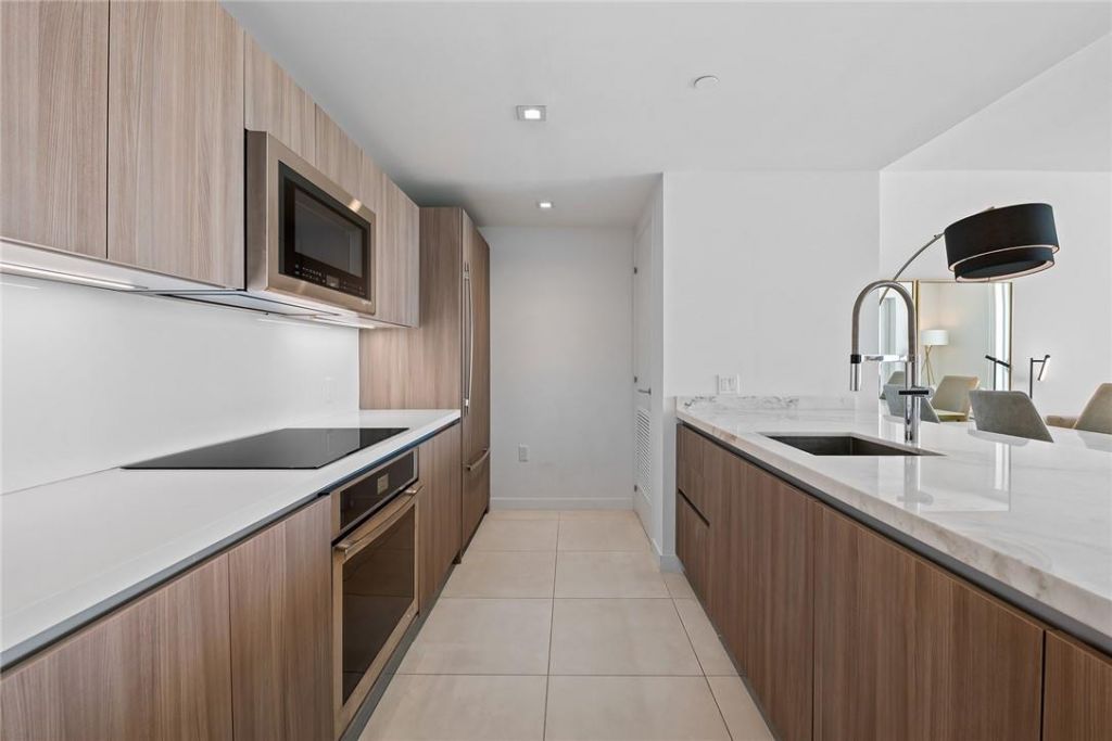 401 N Birch Road, Unit 411, Fort Lauderdale, FL 33304 Photo